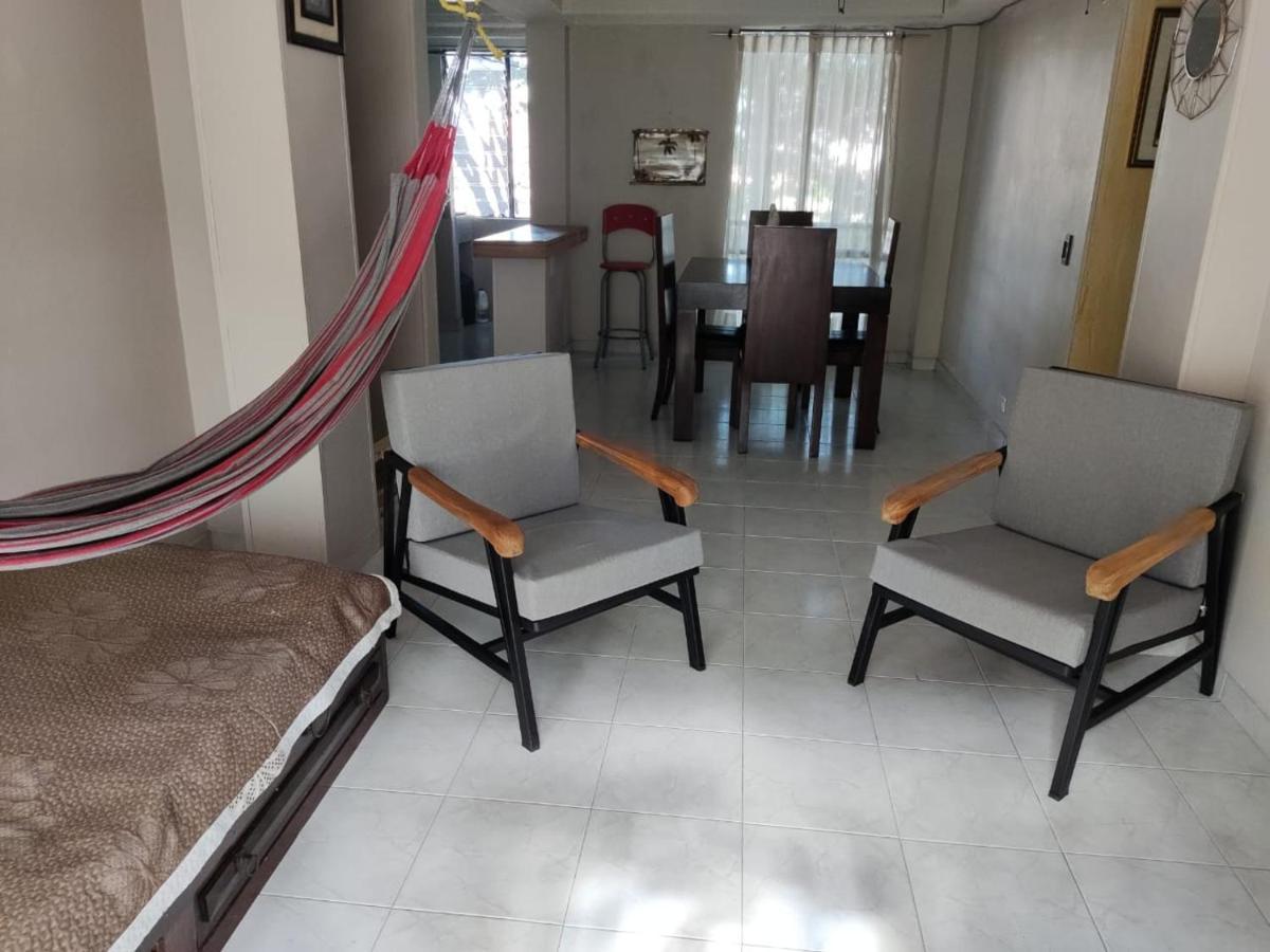 Apartamento 201 Amplio Y Comodo Medellin 90 Mts Kültér fotó